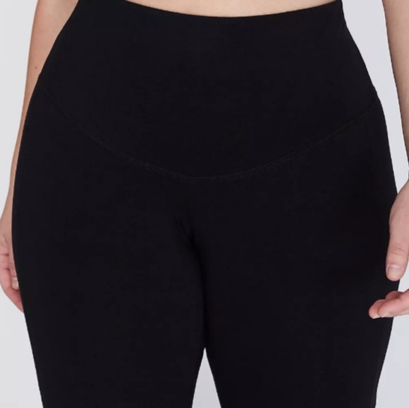 New pair of Lane Bryant leggings size 18/20 - Picture 2 of 4